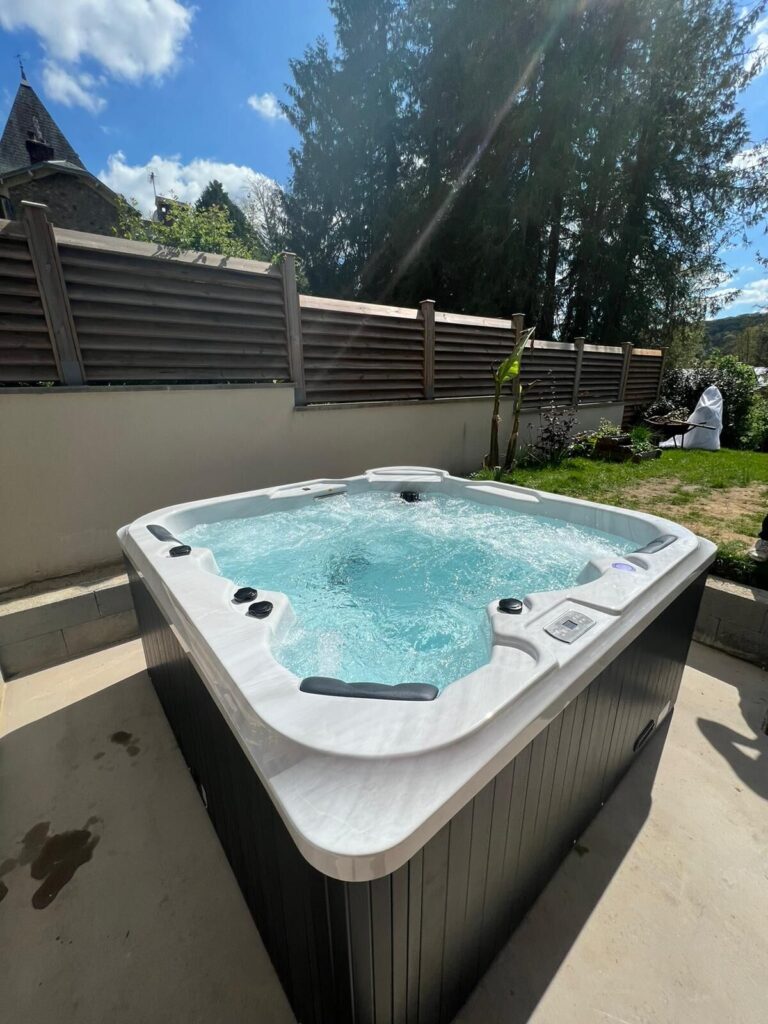 Réalisation DPS 1 : installation et mise en service de spa en Île-de-France